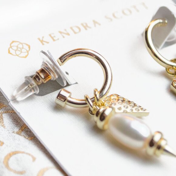 Kendra Scott Demi Gold Huggie Earrings in White Baroque Pearl NWOT - Picture 5 of 8